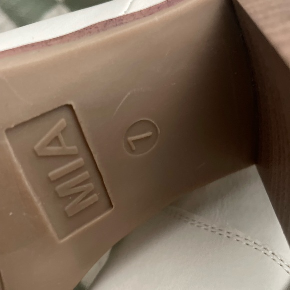 MIA cowboy boots size 7 - Picture 5 of 9